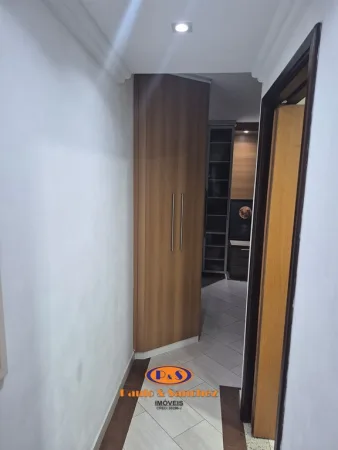 APARTAMENTO EM CONDOMÍNIO - 03 DORMITÓRIOS!!!!!