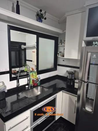 APARTAMENTO EM CONDOMÍNIO - 03 DORMITÓRIOS!!!!!