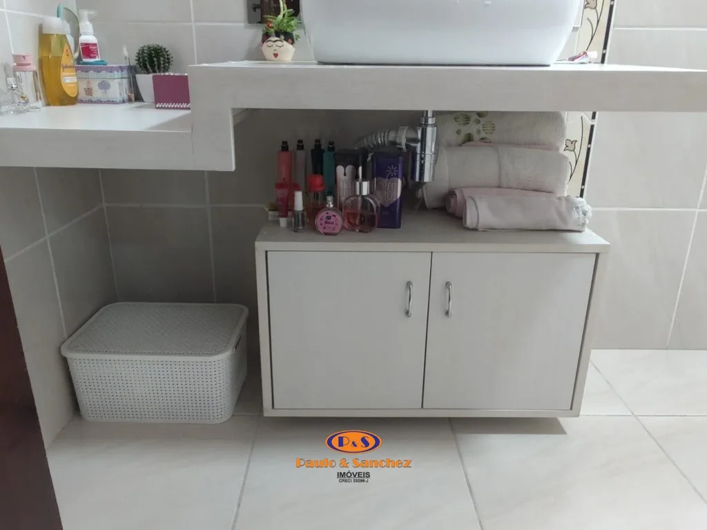 SOBRADO - 03 DORMITÓRIOS