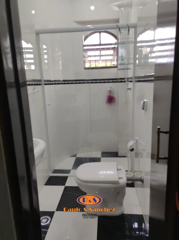 SOBRADO - 03 DORMITÓRIOS