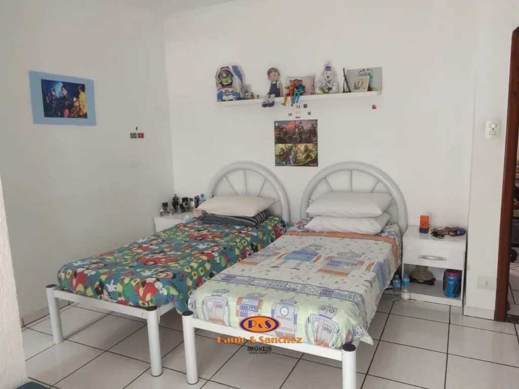 SOBRADO - 03 DORMITÓRIOS