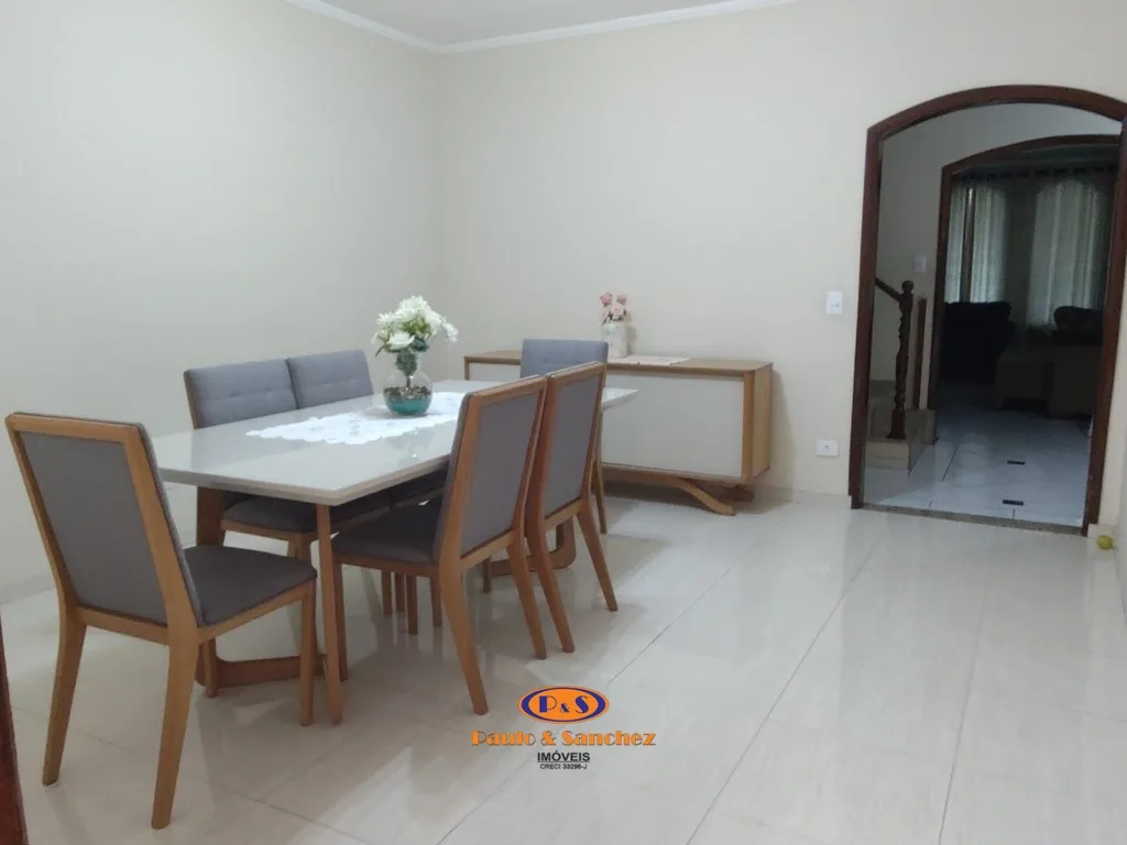 SOBRADO - 03 DORMITÓRIOS