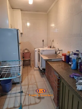 SOBRADO - 03 DORMITÓRIOS