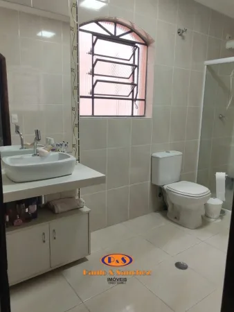 SOBRADO - 03 DORMITÓRIOS