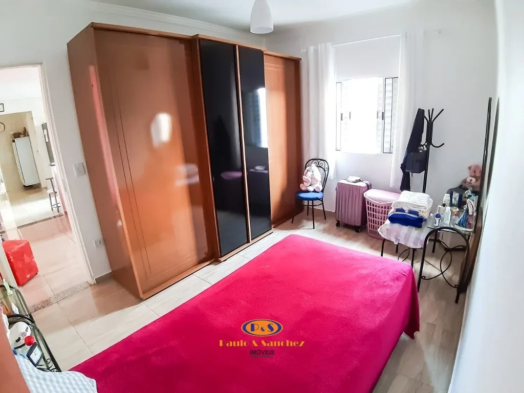 CASA ASSOBRADADA - COM SALÃO