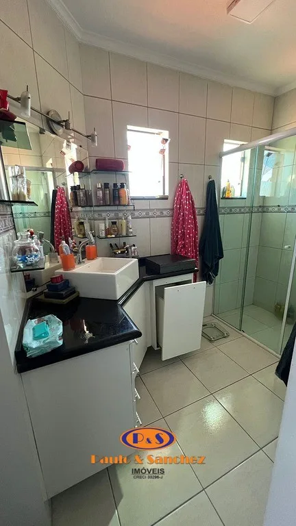 SOBRADO - 3 DORMITÓRIOS