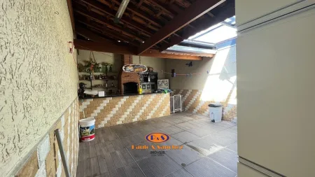 SOBRADO - 3 DORMITÓRIOS