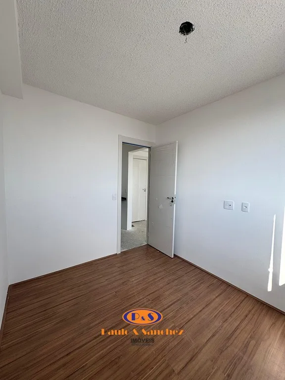 APARTAMENTO EM CONDOMÍNIO - 02 DORMITÓRIOS