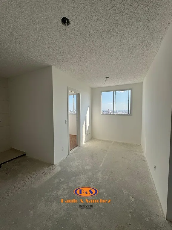 APARTAMENTO EM CONDOMÍNIO - 02 DORMITÓRIOS