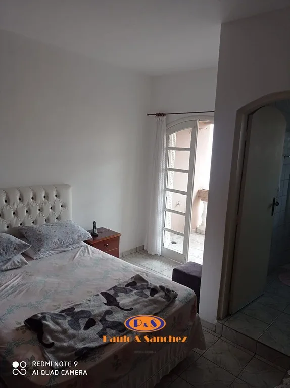 SOBRADO - 04 DORMITÓRIOS