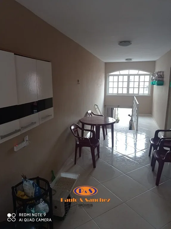 SOBRADO - 04 DORMITÓRIOS