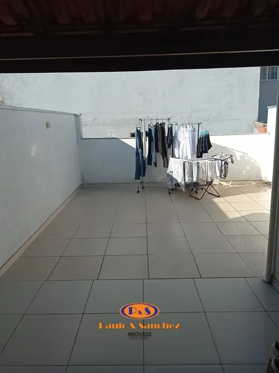 COBERTURA SEM CONDOMÍNIO