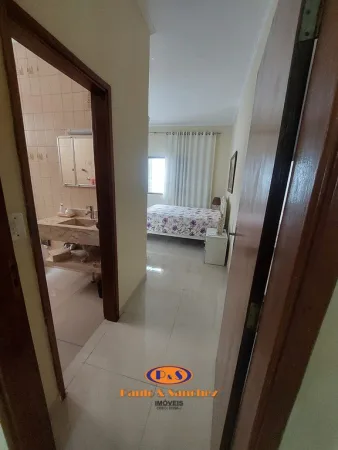 CASA TÉRREA COM EDÍCULA