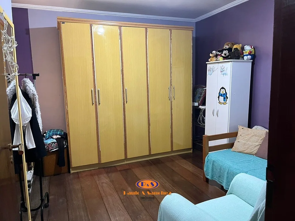 SOBRADO - 04 DORMITÓRIOS