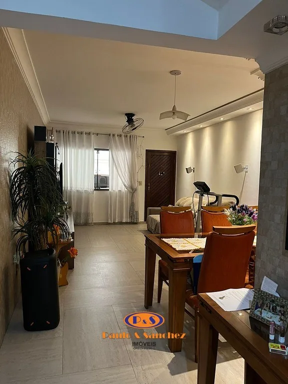 SOBRADO - 04 DORMITÓRIOS