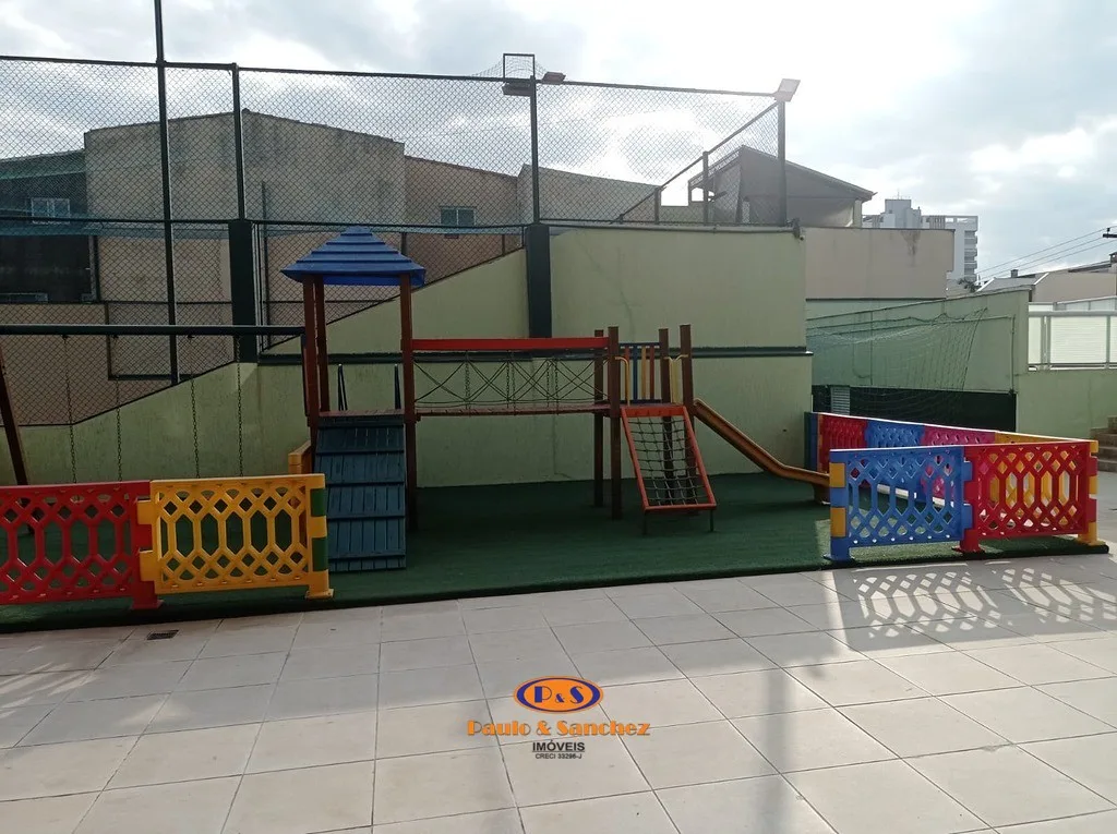 APARTAMENTO EM CONDOMÍNIO - 3 DORMITÓRIOS