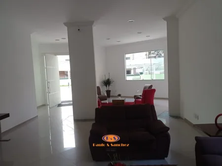 APARTAMENTO EM CONDOMÍNIO - 3 DORMITÓRIOS
