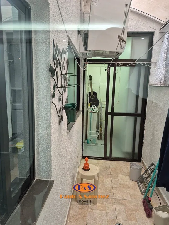 APARTAMENTO SEM CONDOMÍNIO - 03 DORMITÓRIOS