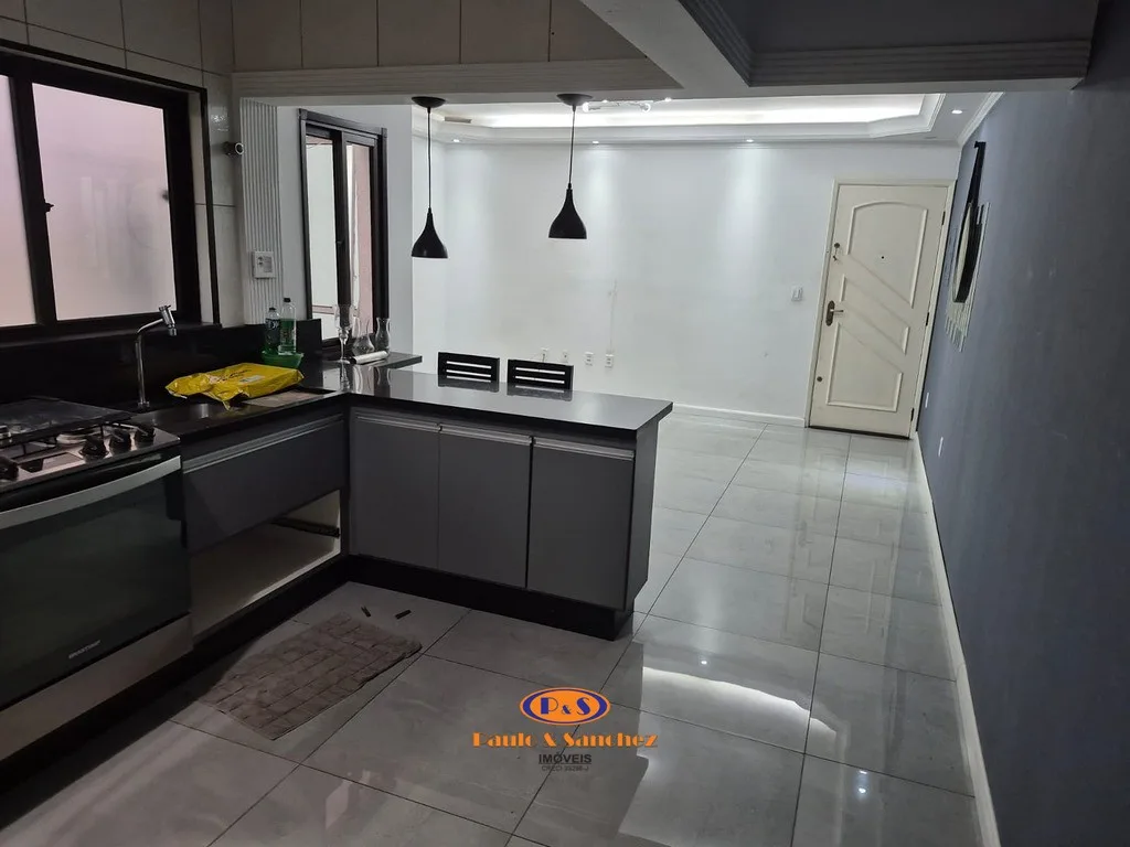 APARTAMENTO SEM CONDOMÍNIO - 03 DORMITÓRIOS