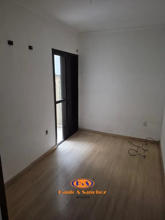 APARTAMENTO SEM CONDOMÍNIO - 03 DORMITÓRIOS