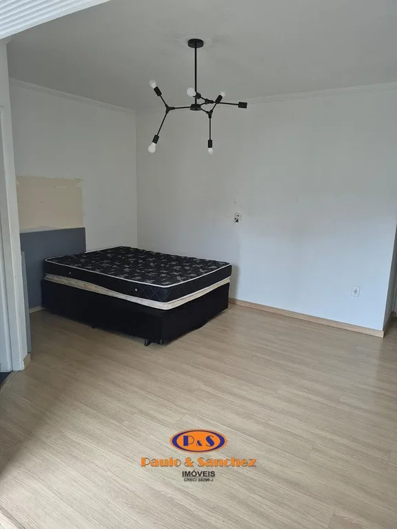 APARTAMENTO SEM CONDOMÍNIO - 03 DORMITÓRIOS