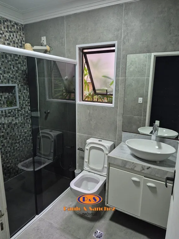 APARTAMENTO SEM CONDOMÍNIO - 03 DORMITÓRIOS