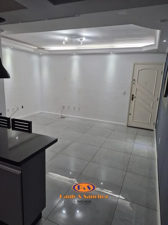 APARTAMENTO SEM CONDOMÍNIO - 03 DORMITÓRIOS