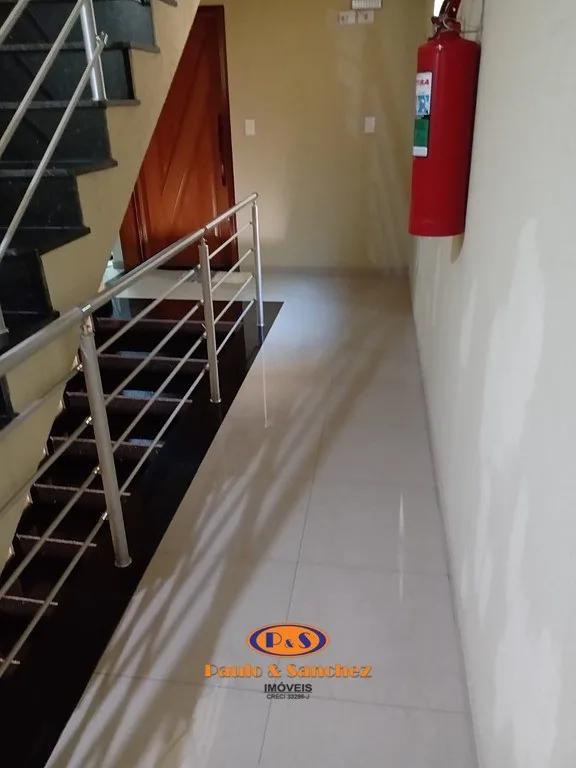 APARTAMENTO SEM CONDOMÍNIO - 03 DORMITÓRIOS