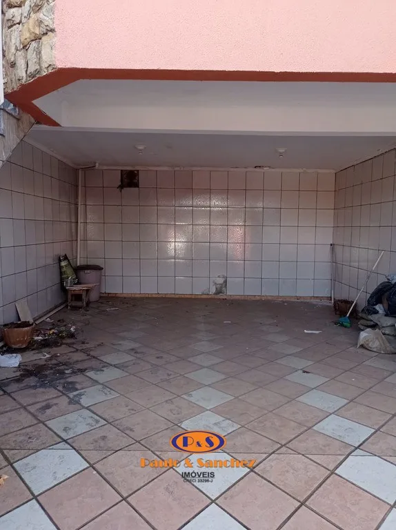 CASA ASSOBRADADA - 03 DORMITÓRIOS