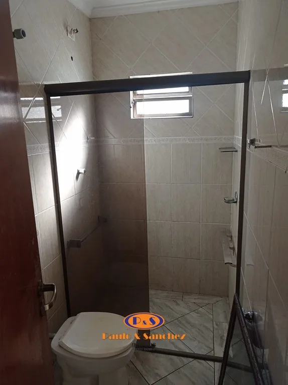 CASA ASSOBRADADA - 03 DORMITÓRIOS