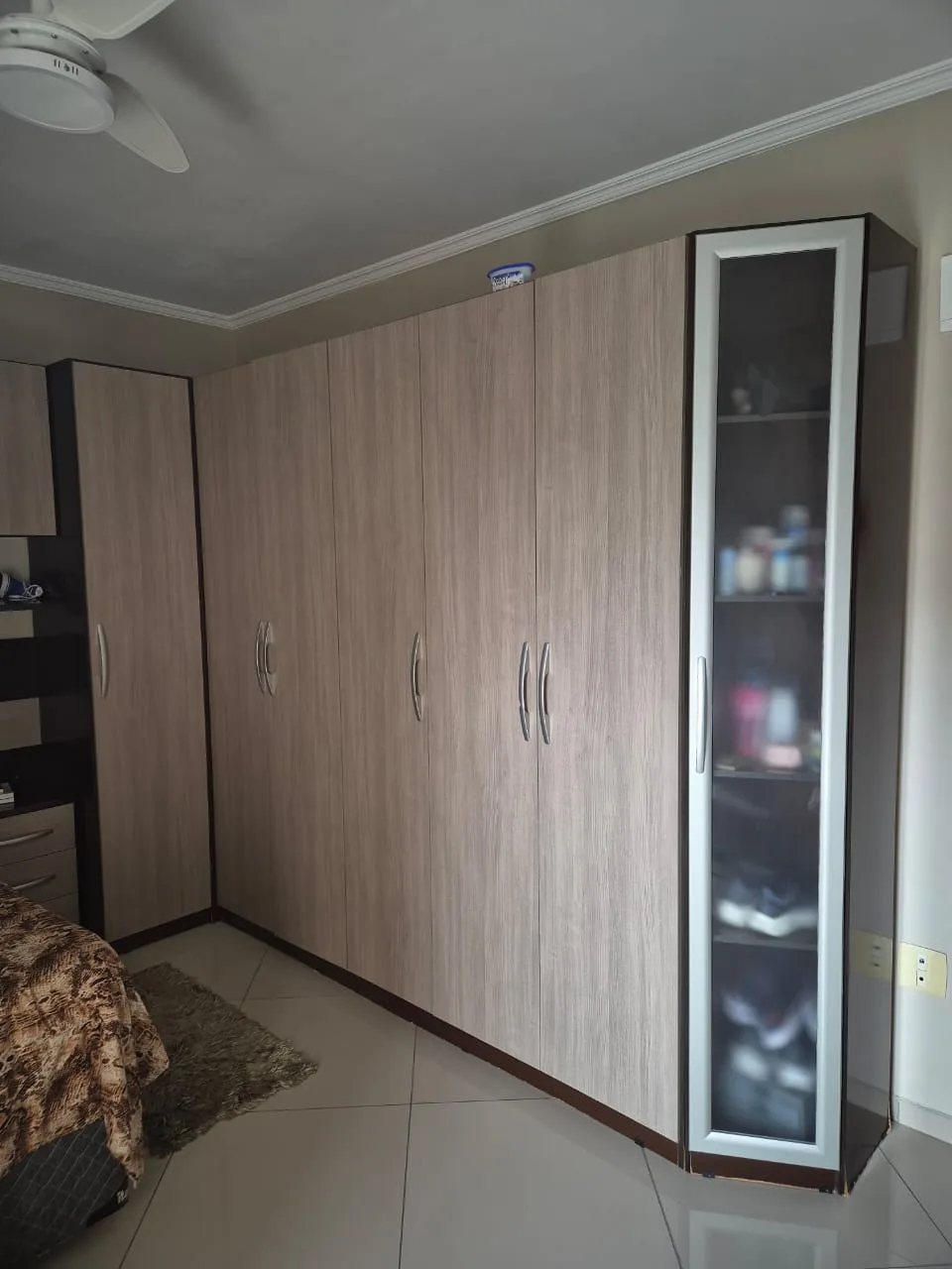 SOBRADO - 3 DORMITÓRIOS