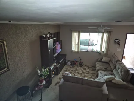 SOBRADO - 3 DORMITÓRIOS